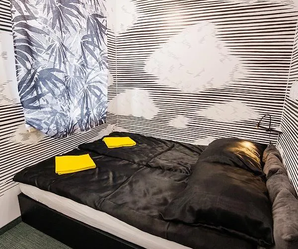 Vandrarhem Hart & Art Gallery *